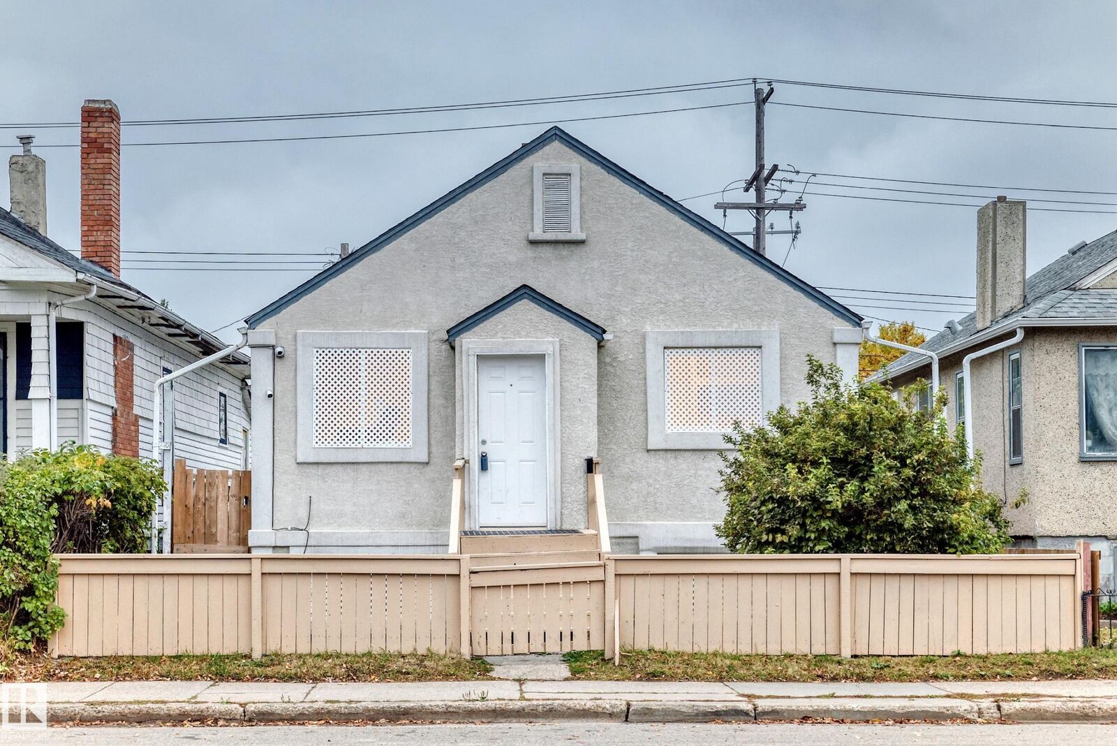 Property Photo:  11014 95 Street NW  AB T5H 2E8 