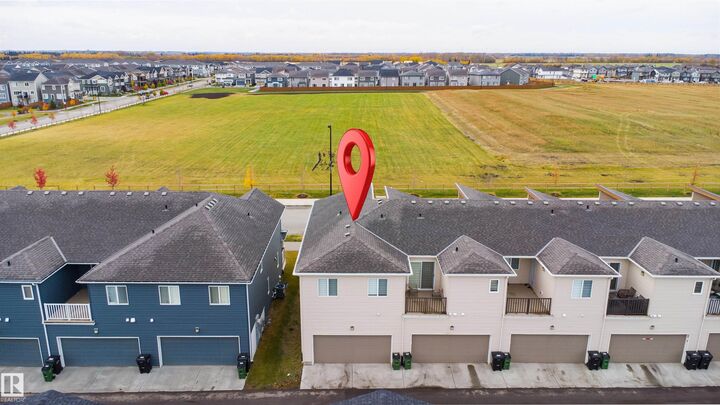 Property Photo:  20704 19 Avenue NW  AB T6M 1R5 