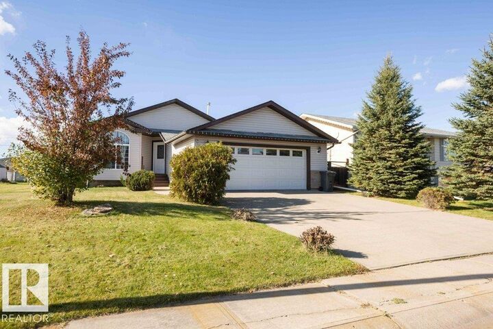 Property Photo:  4720 47 Street  AB T0G 0P0 
