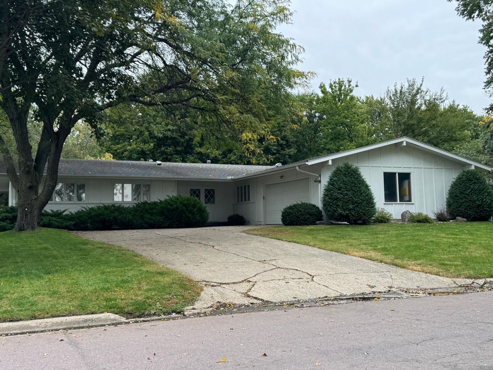 Property Photo:  15 10th Street SE  MN 56097 