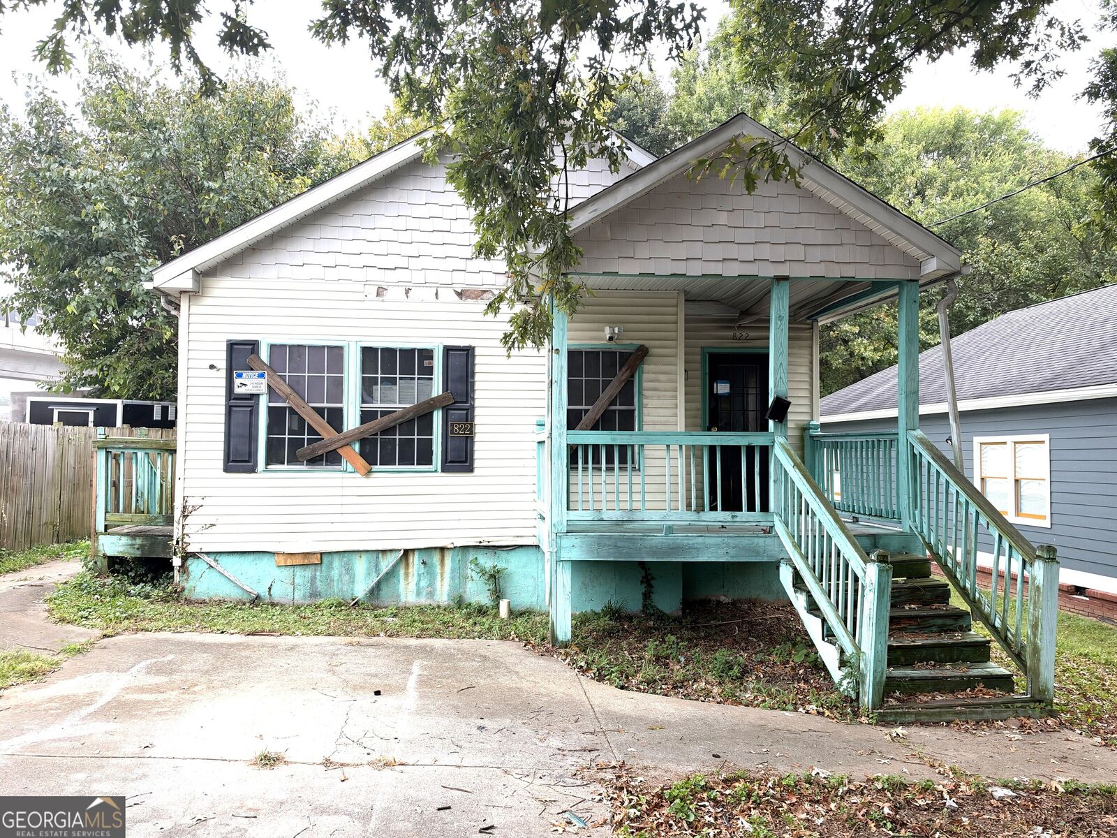 Property Photo: 822 White Street SW GA 30310