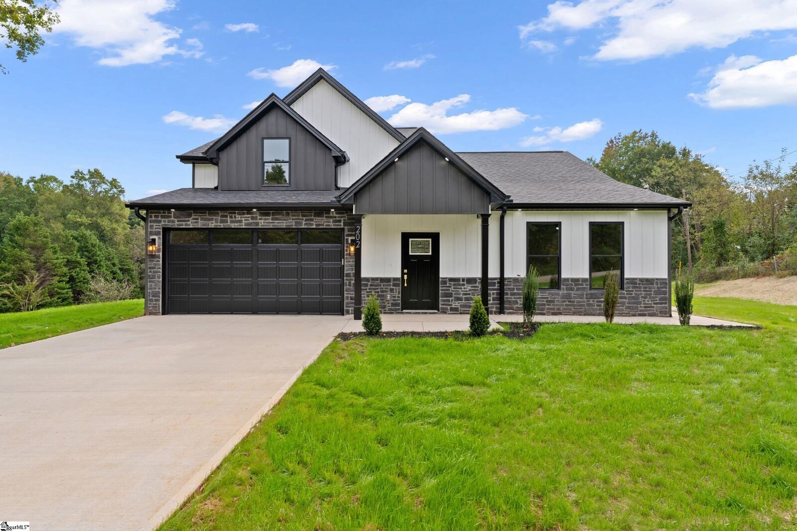 Property Photo:  202 Fraley Drive  SC 29349 