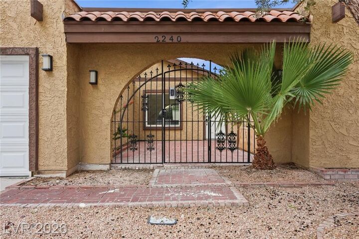 Property Photo: 2240 Conchita Street NV 89108