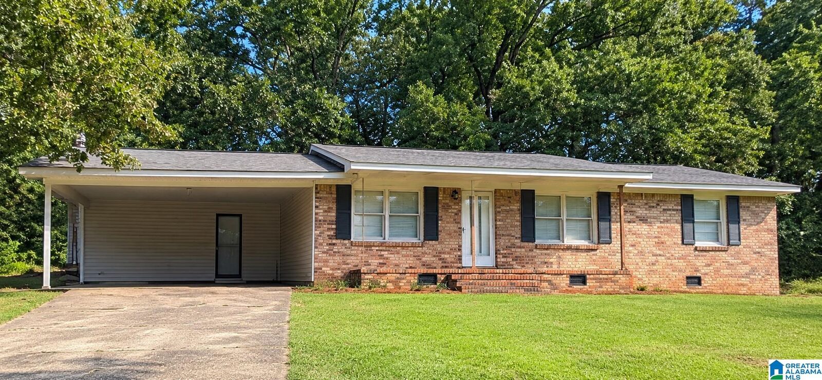 Property Photo: 729 Dagun Street AL 36206