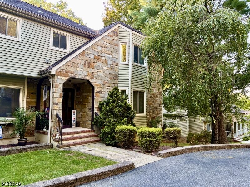 Property Photo:  78 Knob Hill Rd  NJ 07840 