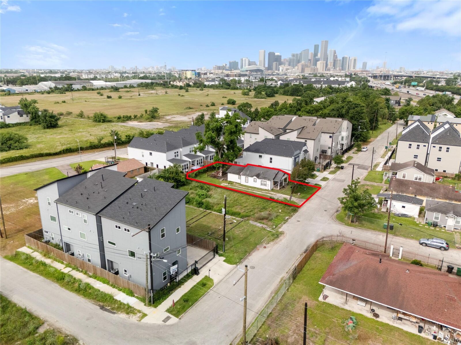 Property Photo:  4110 Buck St Street  TX 77020 