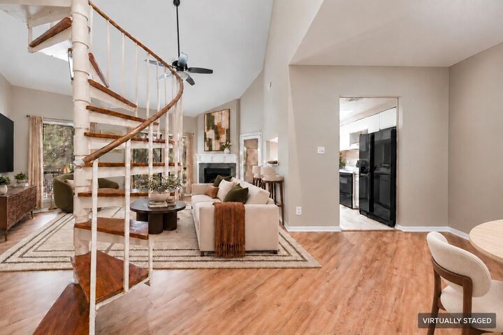 Property Photo:  4144 Greystone Way 105  TX 77479 