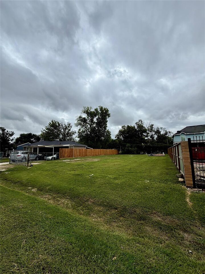Property Photo:  Tbd Grapevine  TX 77085 