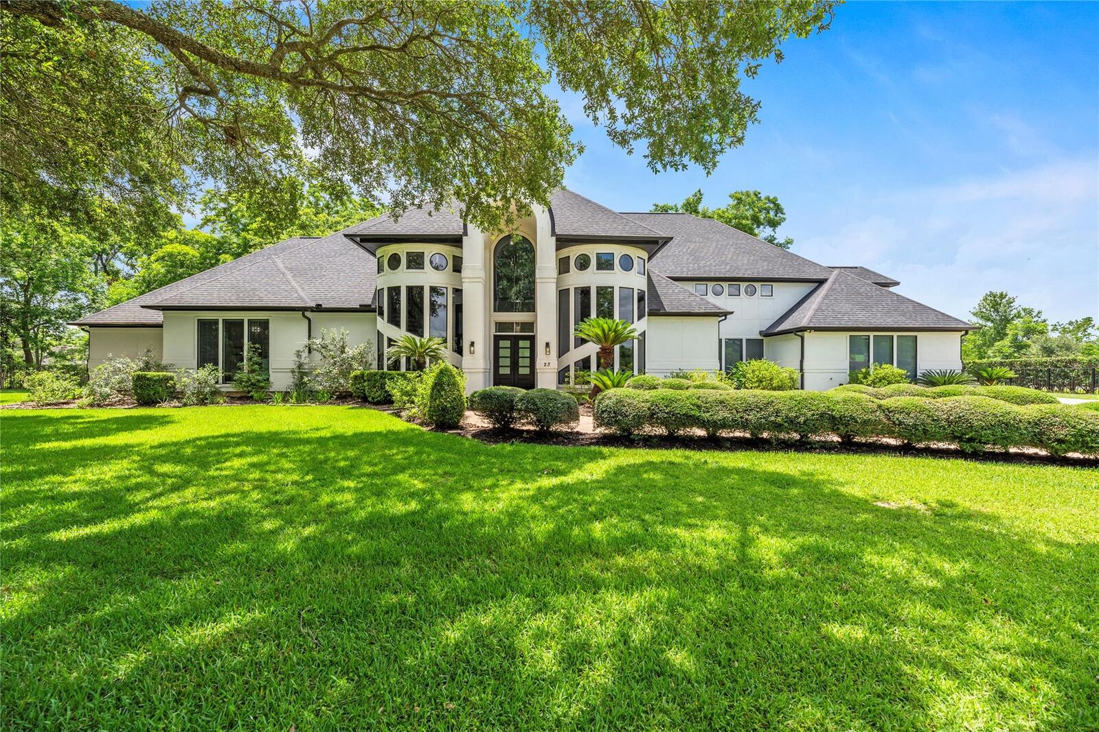 Property Photo: 23 Westpoint Drive TX 77459