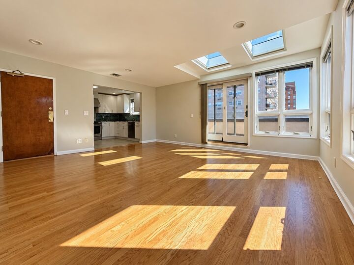 Property Photo:  300 Hudson St 14  NJ 07030 