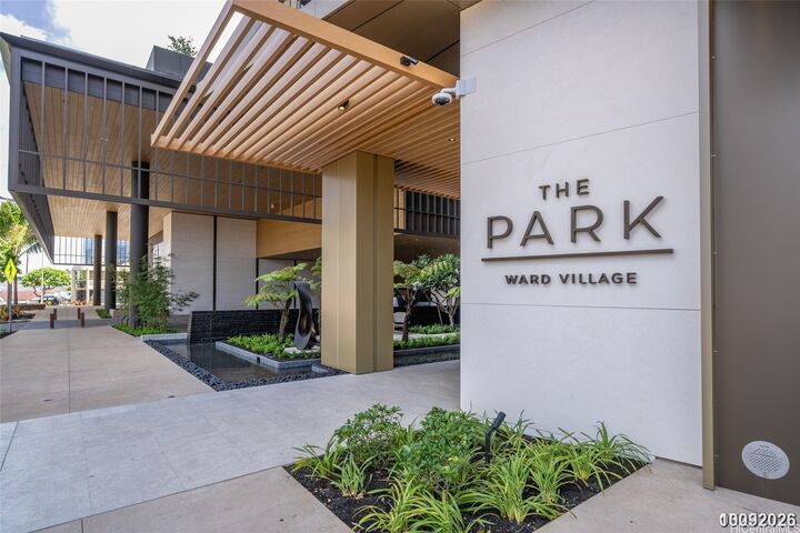 Property Photo:  333 Ward Avenue 2815  HI 96814 