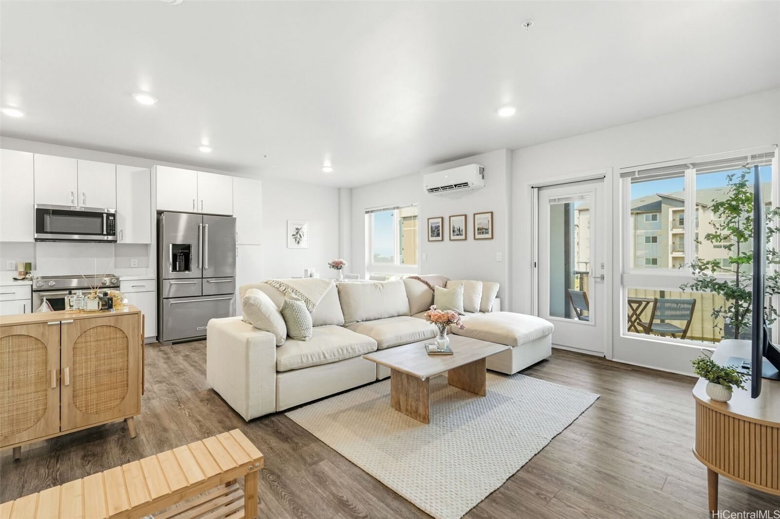 Property Photo:  91-3641 Iwikuamoo Street 2204  HI 96706 