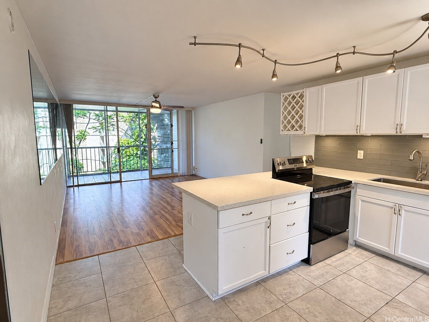 Property Photo: 95-257 Waikalani Drive B604 HI 96789