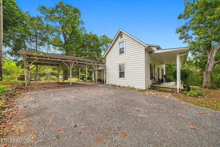 Property Photo: 219 Rhodes Rd TN 37820