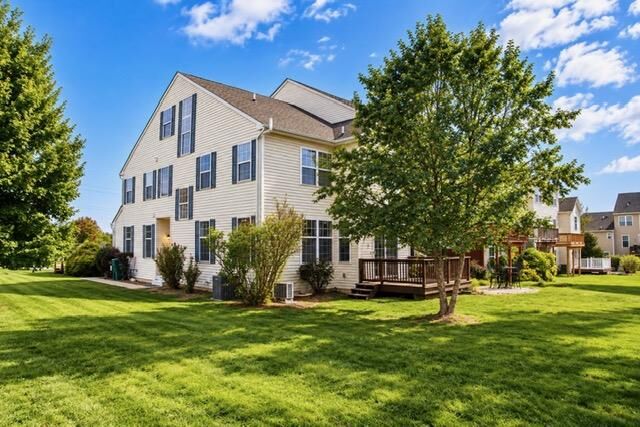 Property Photo:  5439 Spring Ridge Drive  PA 18062 