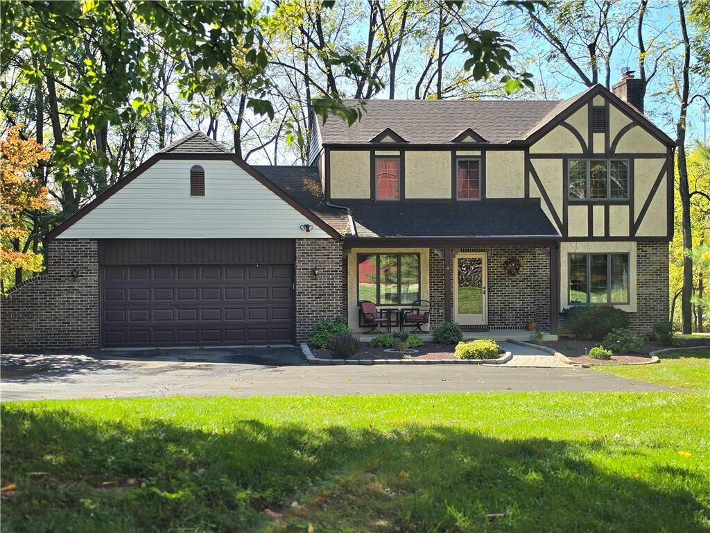 Property Photo:  5661 Sullivan Trail  PA 18064 