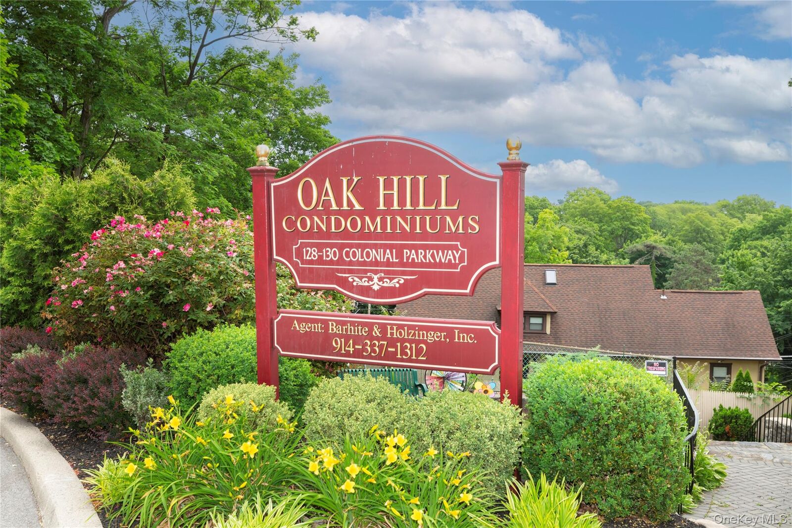 Property Photo:  130 Colonial Parkway 3L  NY 10710 