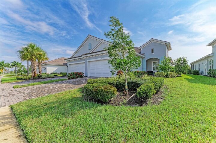Property Photo: 18098 Franklin Park Court FL 34293
