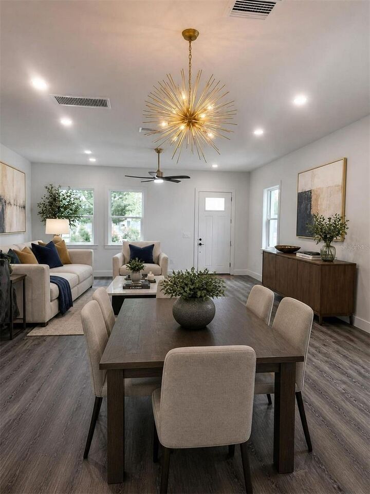 Property Photo:  1531 29th Avenue N  FL 33704 