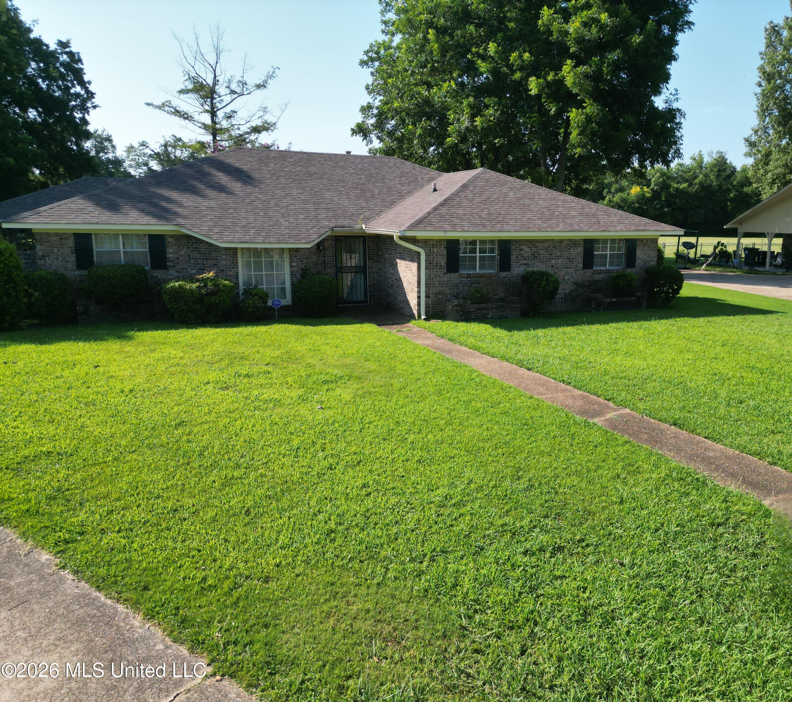 Property Photo:  115 Belvedere Court  MS 38732 