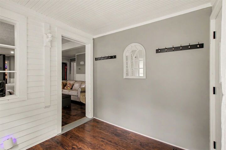 Property Photo: 721 N Dartmouth Street MI 49006-3021