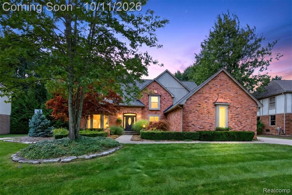 Property Photo:  3705 Summit Ridge Drive  MI 48306 2970 