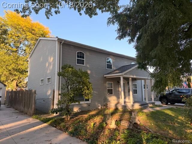Property Photo:  22105 Ridgeway Street  MI 48080 4088 