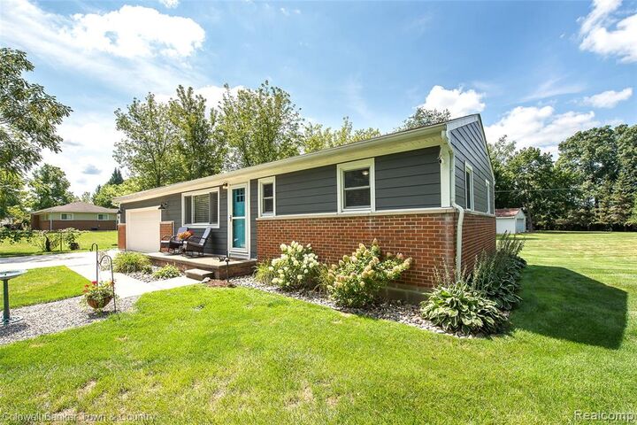 Property Photo: 1810 Gray Road MI 48843 9104