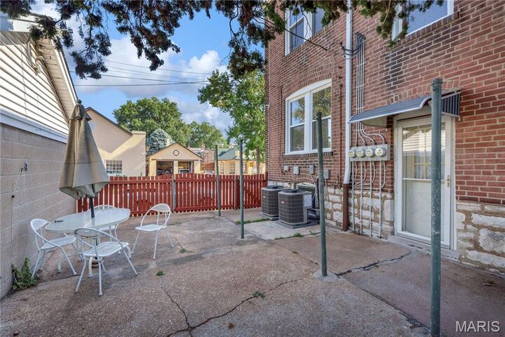 Property Photo: 4003 Humphrey Street 2E MO 63116