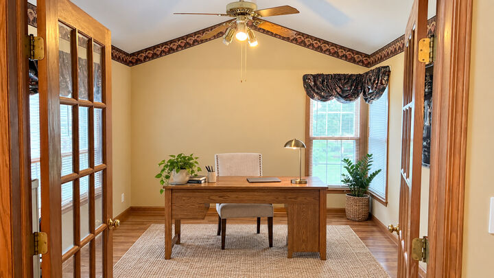 Property Photo: 2460 Otter Creek Lane IL 60124