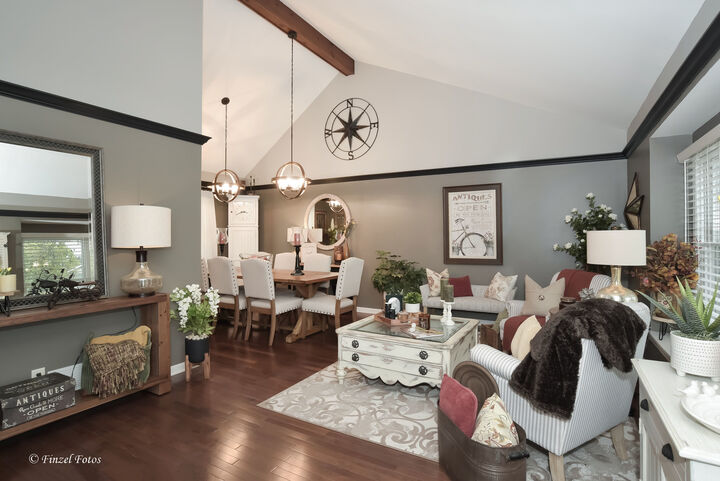 Property Photo: 873 Dartmoor Drive IL 60014
