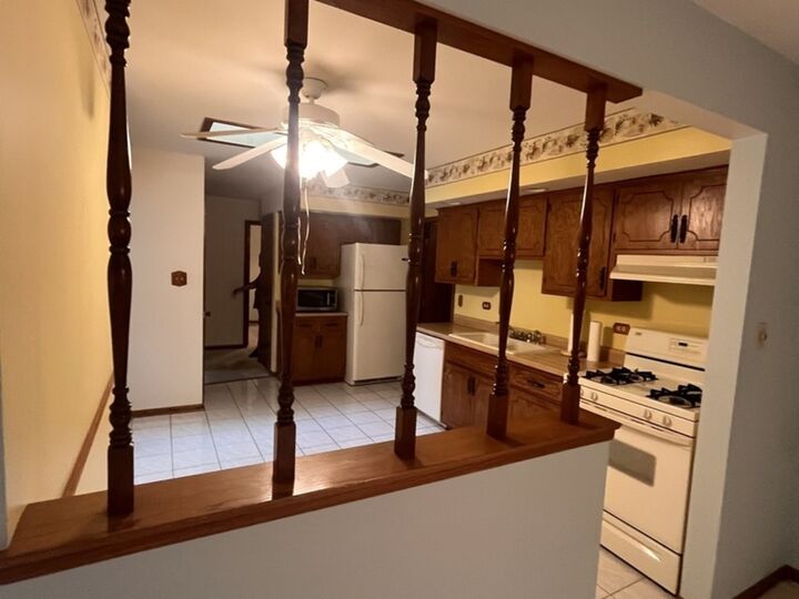 Property Photo:  8314 Aspen Lane 8314  IL 60477 