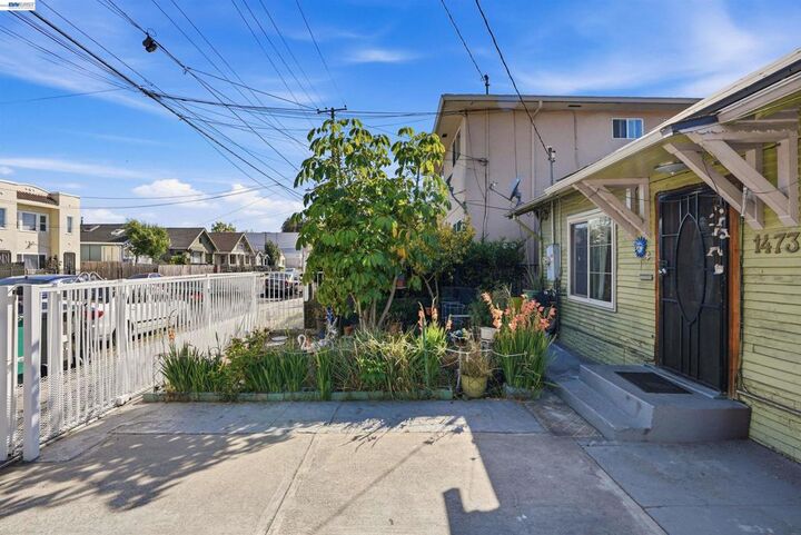 Property Photo:  1473 82nd Ave  CA 94621-2201 