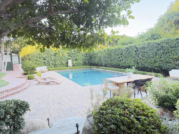 Property Photo: 1524 Virginia Avenue CA 91202