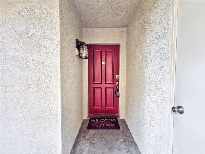 Property Photo:  23351 La Glorieta C  CA 92691 