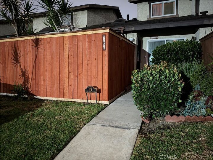 Property Photo:  22333 Harbor Ridge Lane 2  CA 90502 