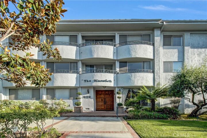 Property Photo:  972 E California 304  CA 91106 