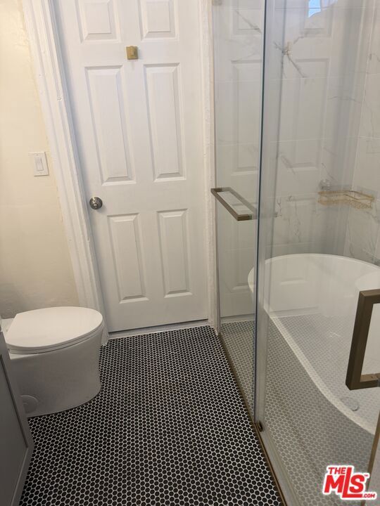 Property Photo: 1201 E 20th Street 1201 CA 90011