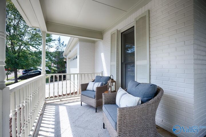 Property Photo: 210 Shadowbrook Lane AL 35811