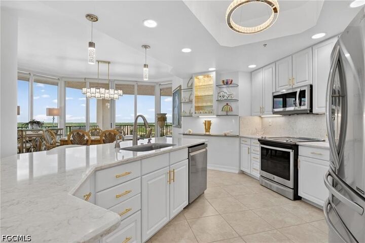 Property Photo:  3426 Hancock Bridge Parkway 1008  FL 33903 