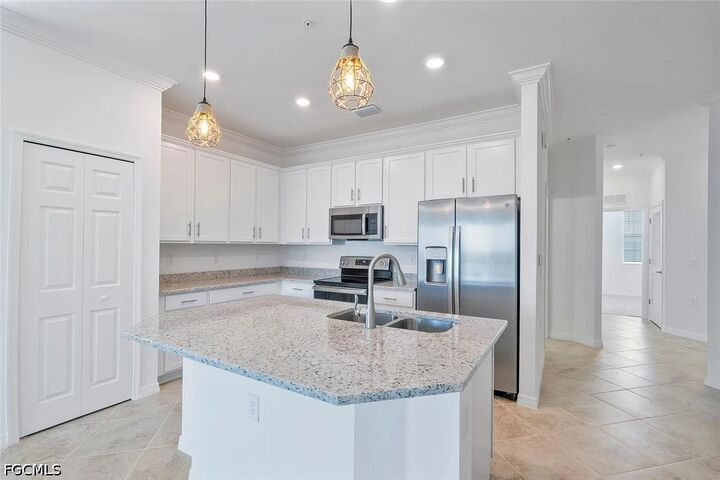 Property Photo:  43040 Greenway Boulevard 538  FL 33982 