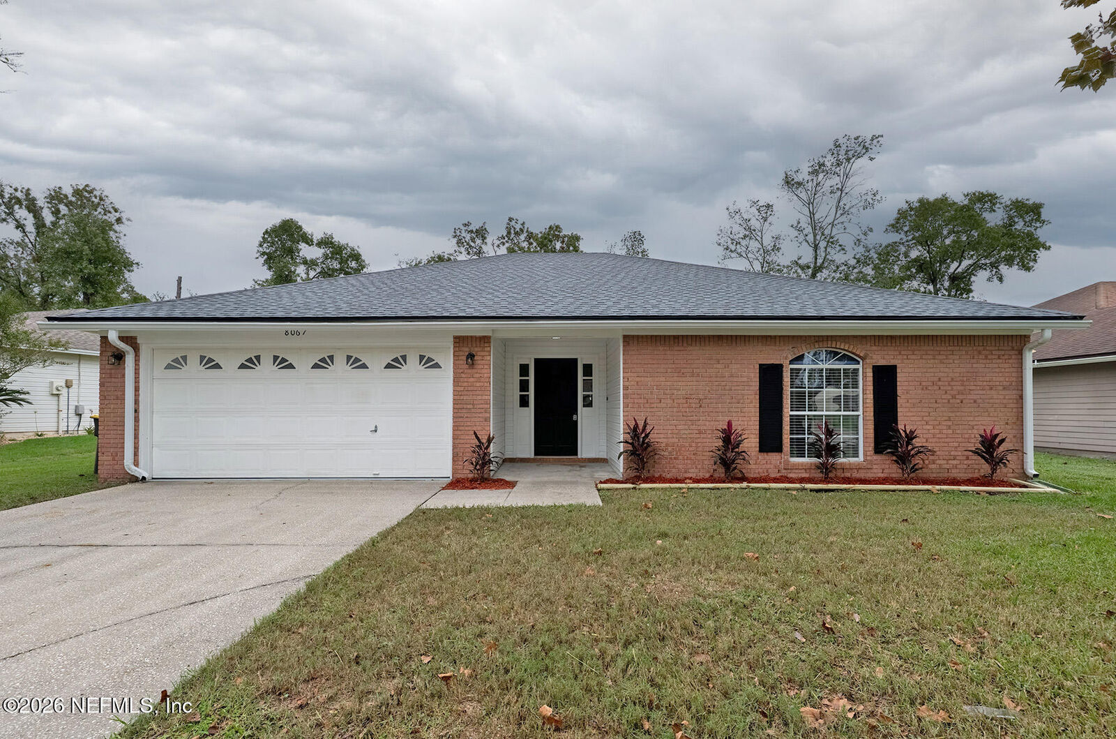 Property Photo:  8067 Mactavish Way W  FL 32244 