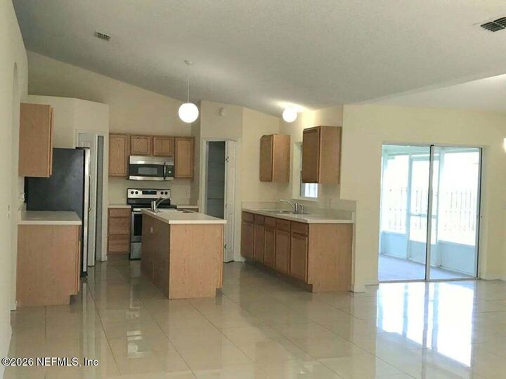 Property Photo: 5490 Lafayette Park Drive N FL 32244