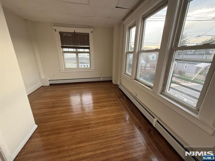 Property Photo:  72 Hazelton Street 3  NJ 07660 