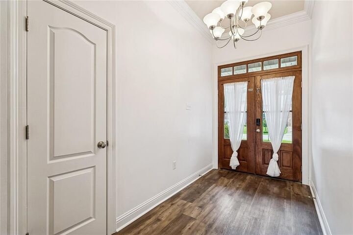 Property Photo: 209 Stonebridge Cove LA 70447