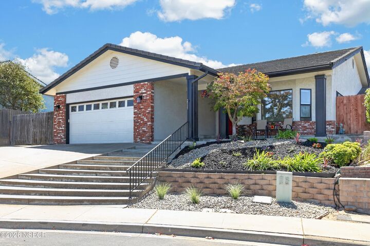 Property Photo: 2939 Stardust Court CA 93455