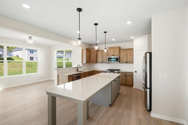 Property Photo:  1185 Oakwood Lane S  MN 55328 