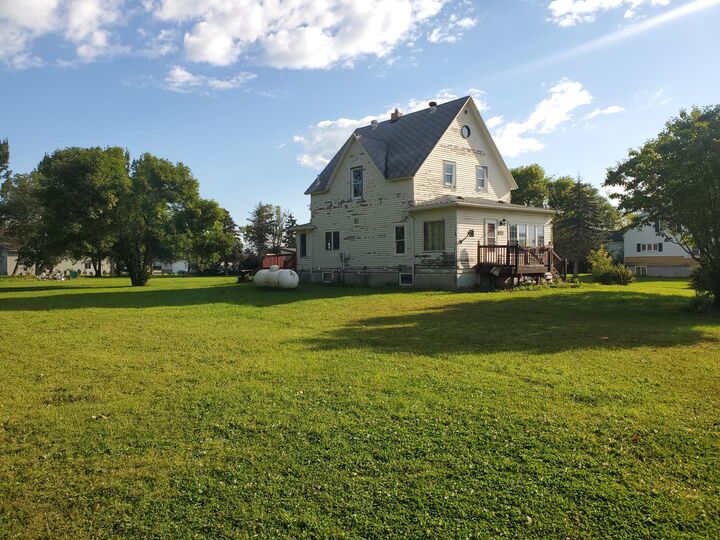 Property Photo: 3071 Stevens Street ND 58079