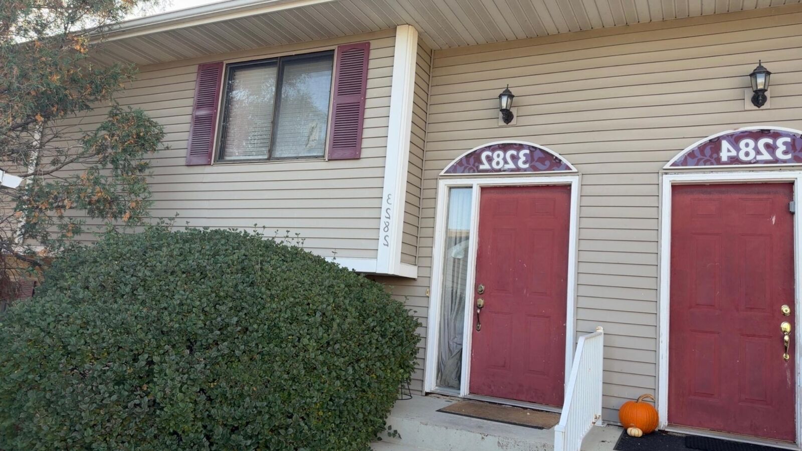 Property Photo:  3282 Dodd Lane  MN 55121 