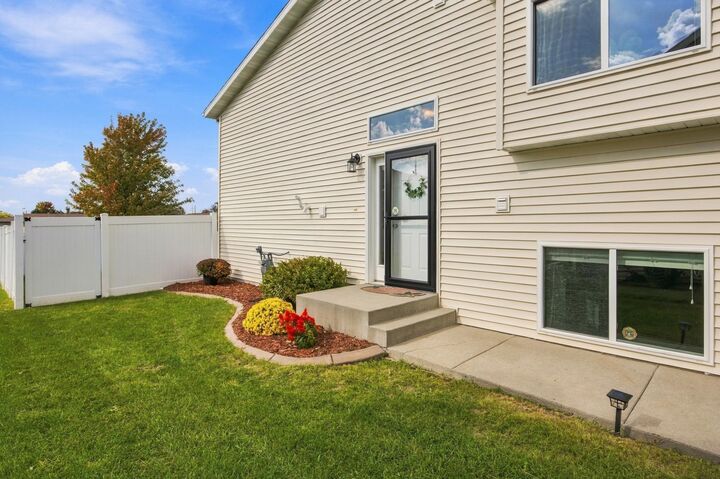 Property Photo:  2809 Umber Court S  ND 58104 